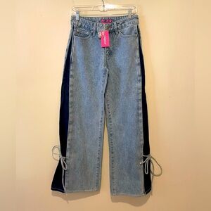 Edikted NWT Wide Leg Washed Blue Flare Jeans with Navy Split Side Panels. Size S